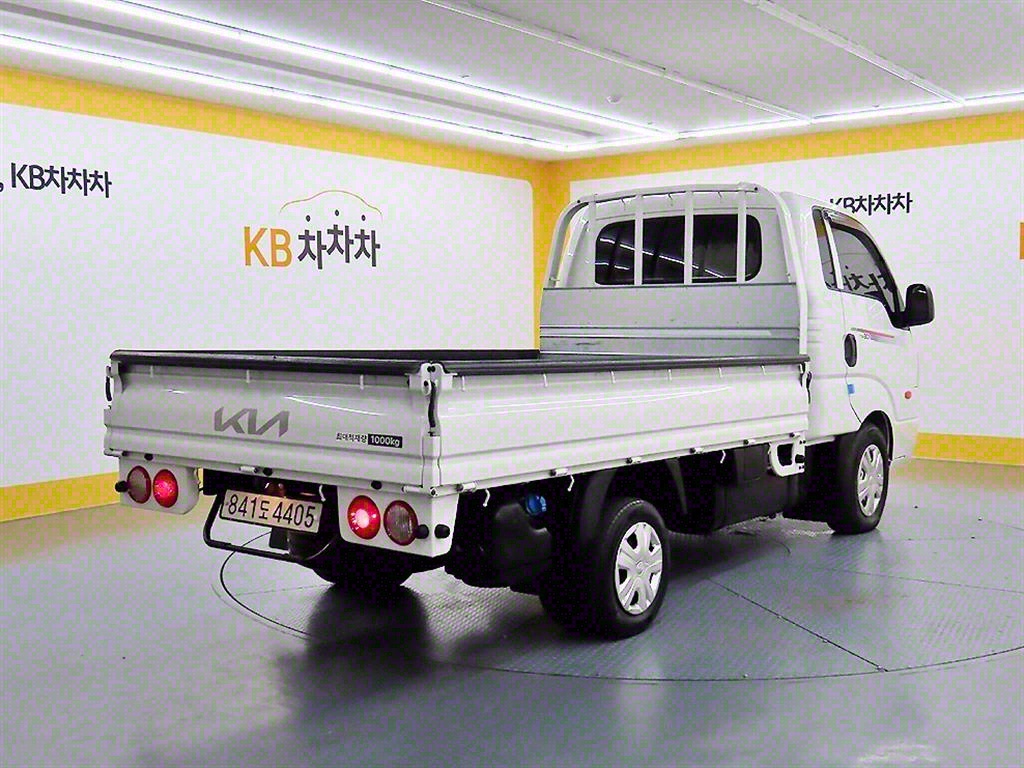 Small Truck Cargo (small) - Vista 4