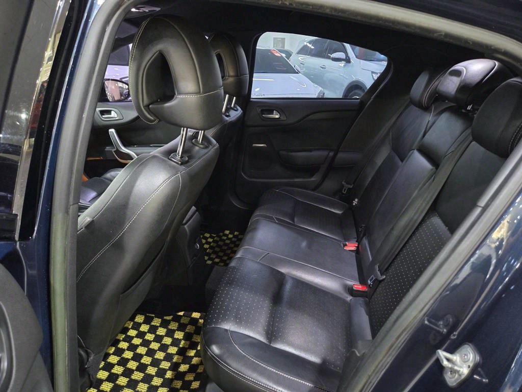 Citroen DS4 - Vista 7