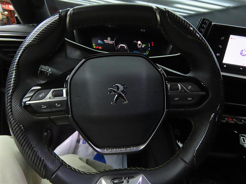 Peugeot 2008 - Vista 8