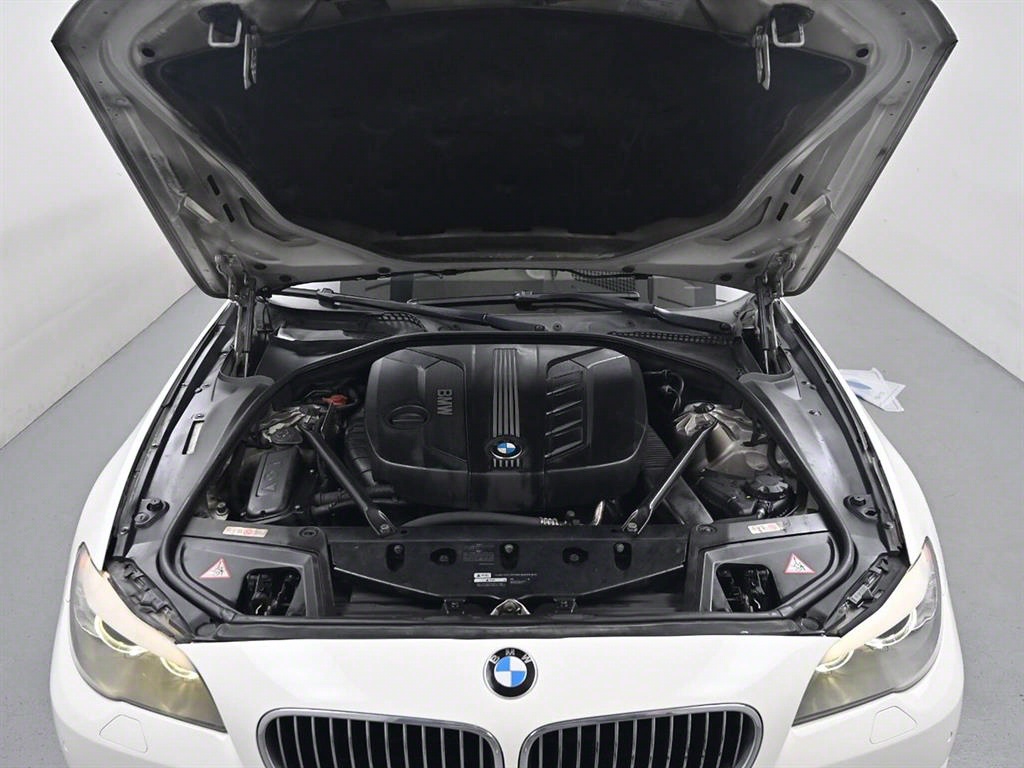 BMW 5 Series - Vista 7