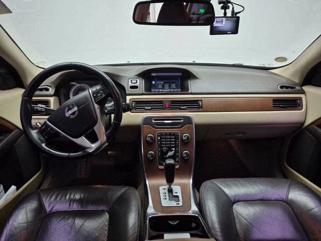 Volvo XC70 - Vista 7