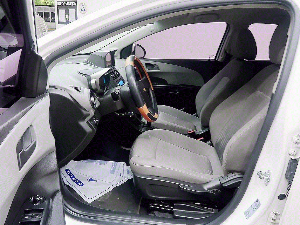 Chevrolet Abeo 2016 Blanco - Importación desde Corea - HF Imports Iquique - Foto 11