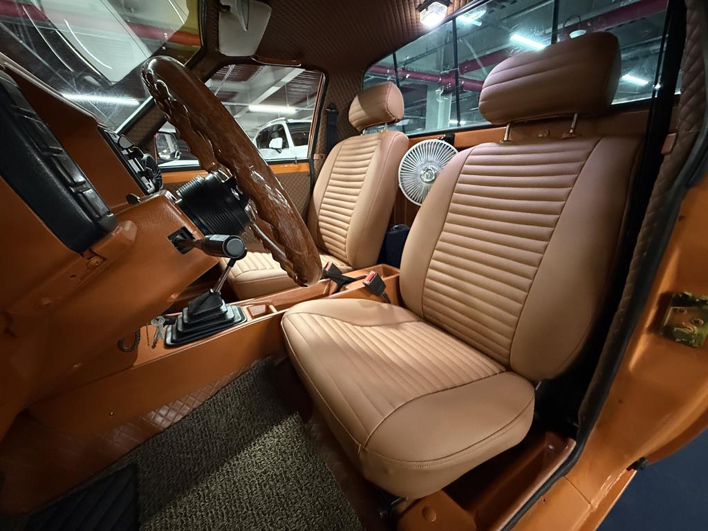 HYUNDAI Pony - Vista 6