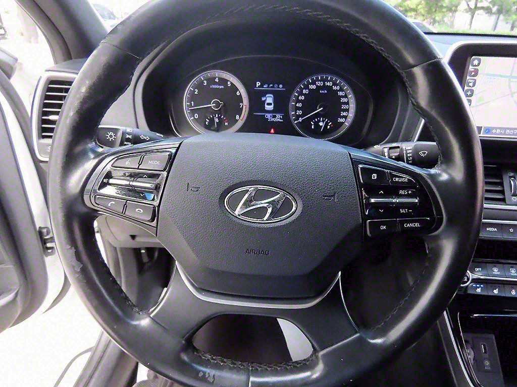 HYUNDAI Grandeur - Vista 8