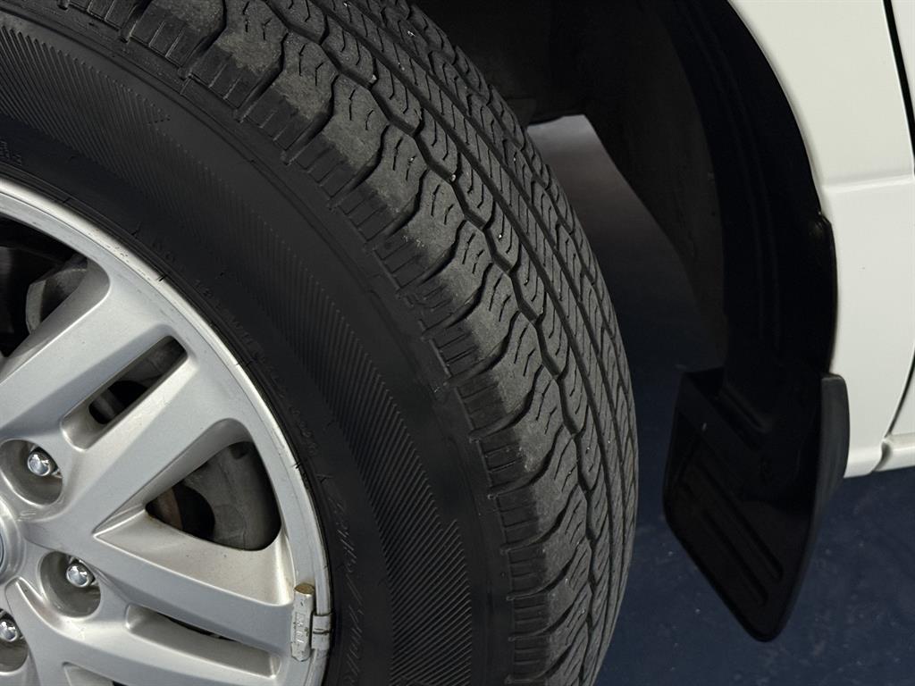 HYUNDAI Starex - Vista 5