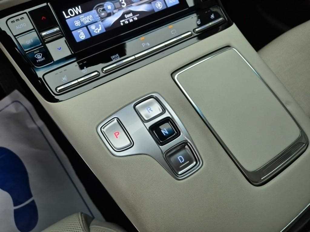 HYUNDAI Grandeur - Vista 8