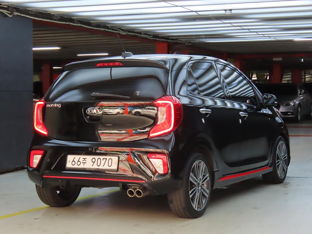 KIA Morning - Vista 4