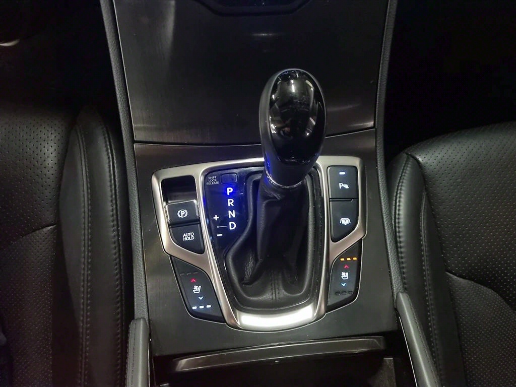 HYUNDAI Grandeur - Vista 8