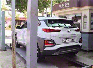 HYUNDAI Kona - Vista 10