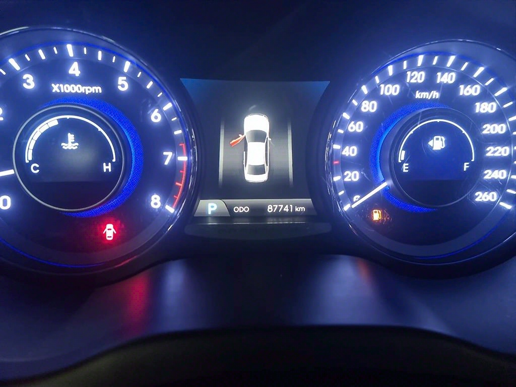 HYUNDAI Grandeur - Vista 6