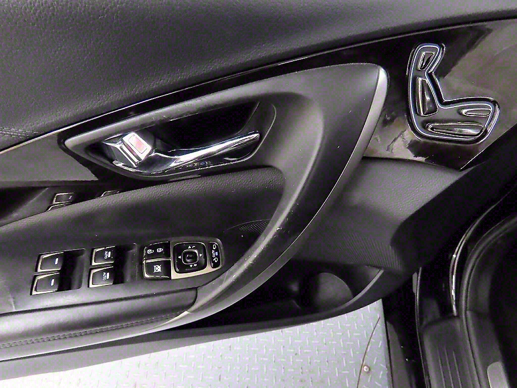 HYUNDAI Grandeur - Vista 11