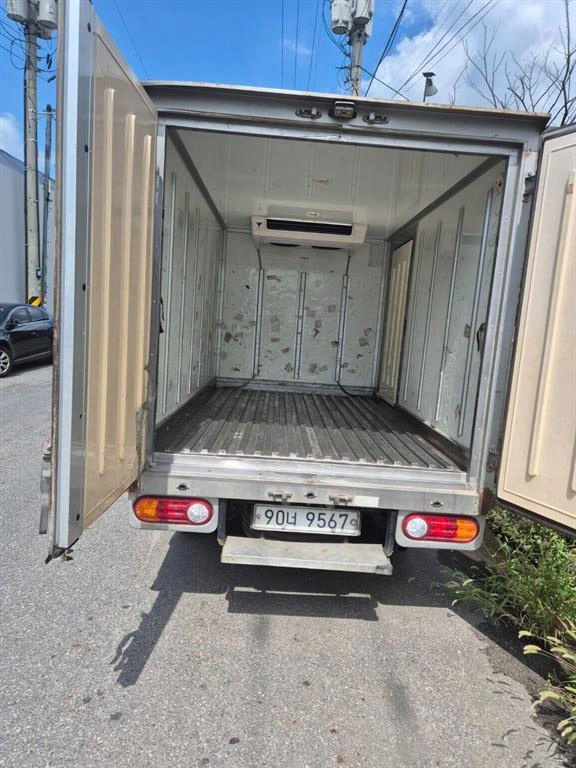 Small Truck Normal Box(High Deck) - Vista 9