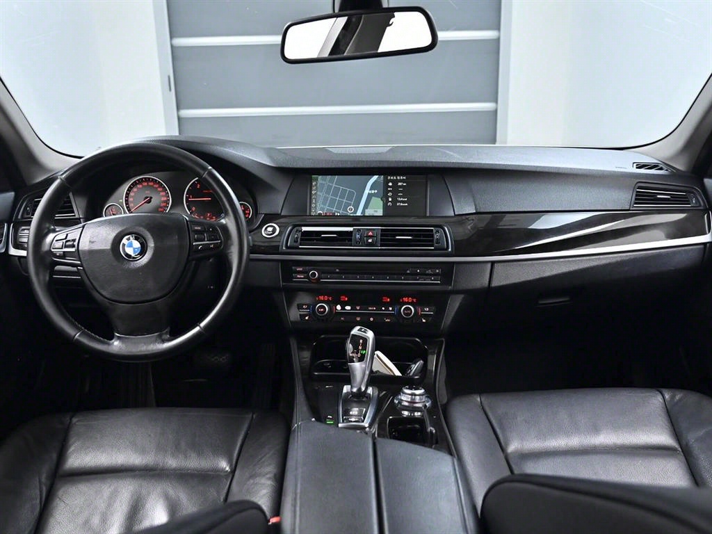 BMW 5 Series - Vista 8