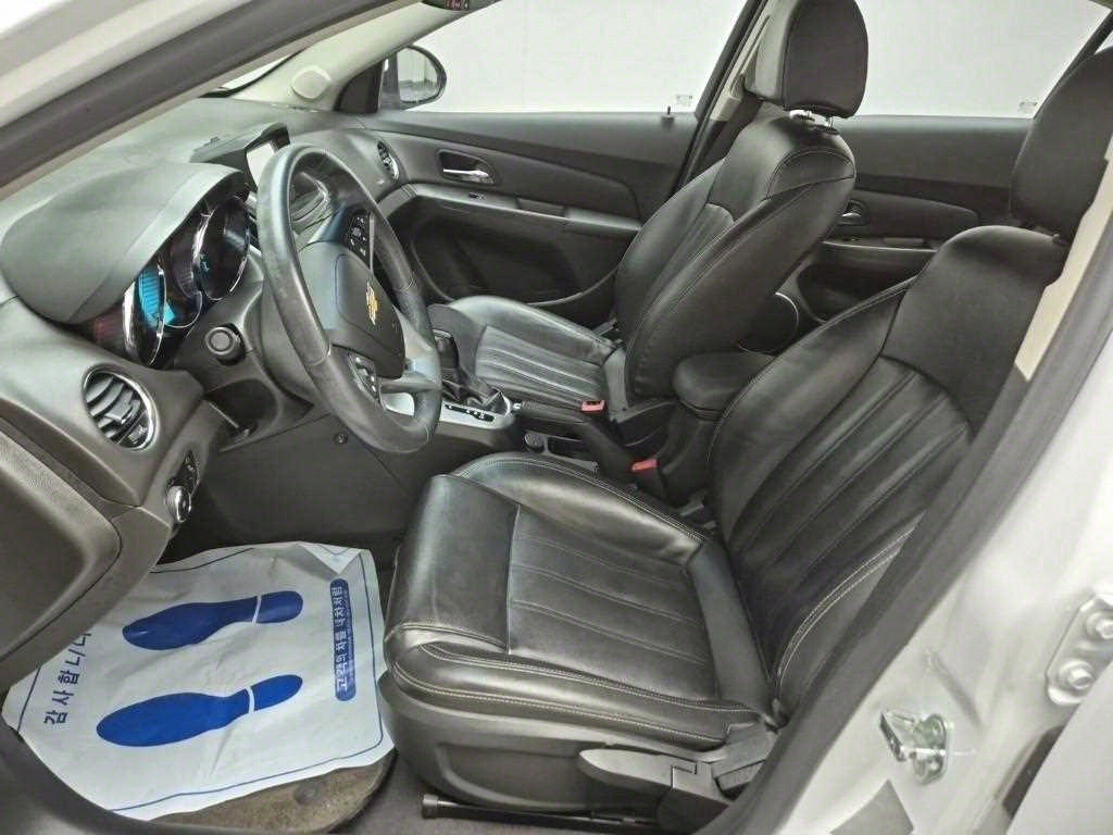 Chevrolet Cruise - Vista 11