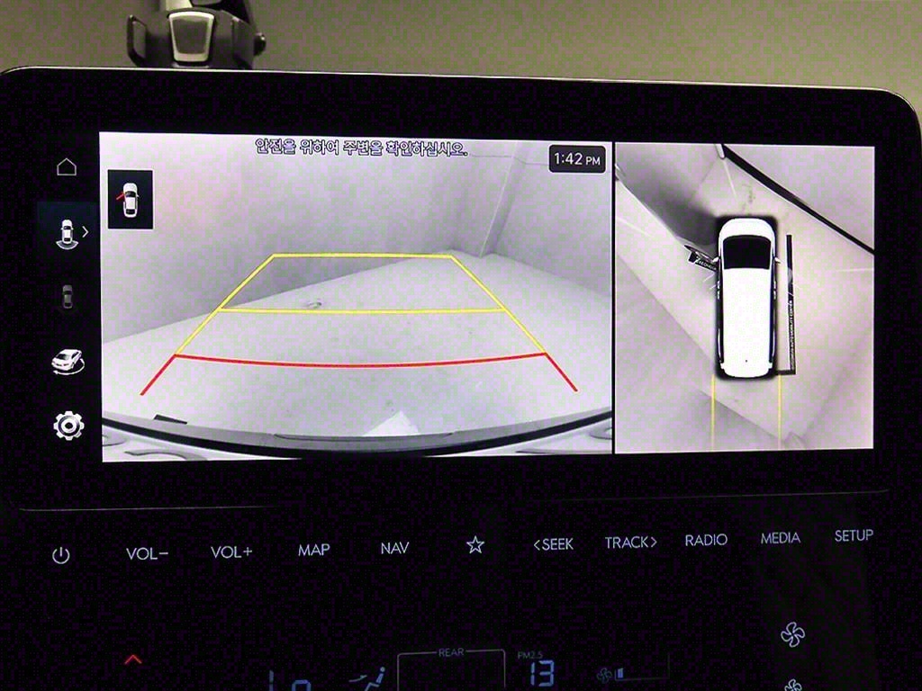 HYUNDAI Staria - Vista 12