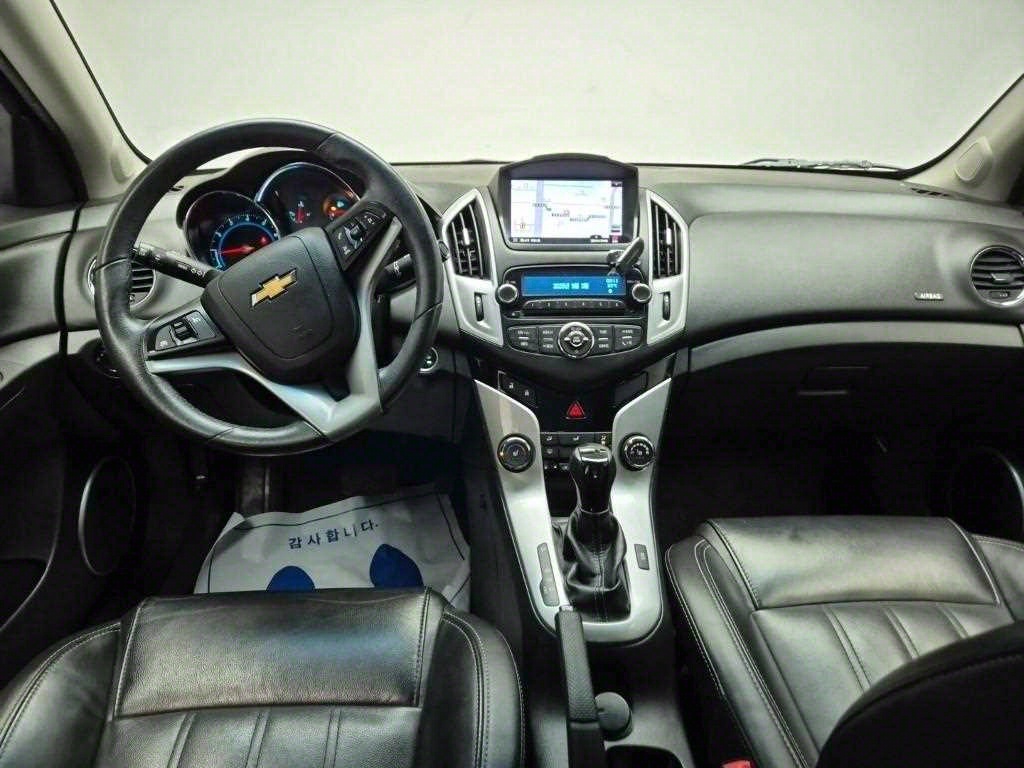 Chevrolet Cruise - Vista 7