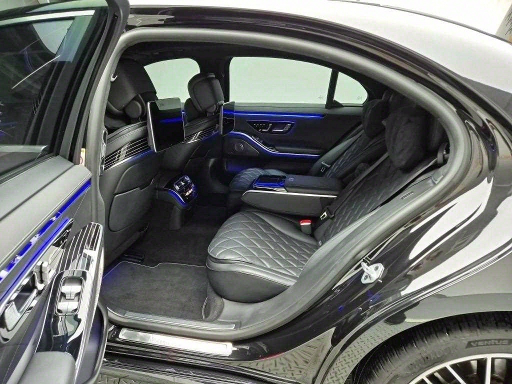 Mercedes Benz S Class - Vista 12