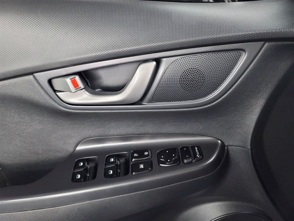 HYUNDAI Kona - Vista 8