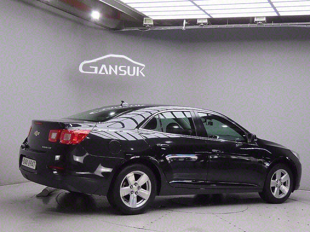 Chevrolet Malibu - Vista 7