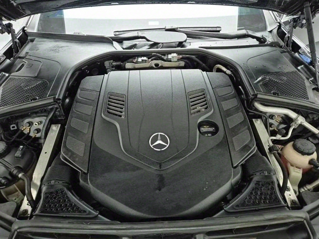 Mercedes Benz S Class - Vista 5