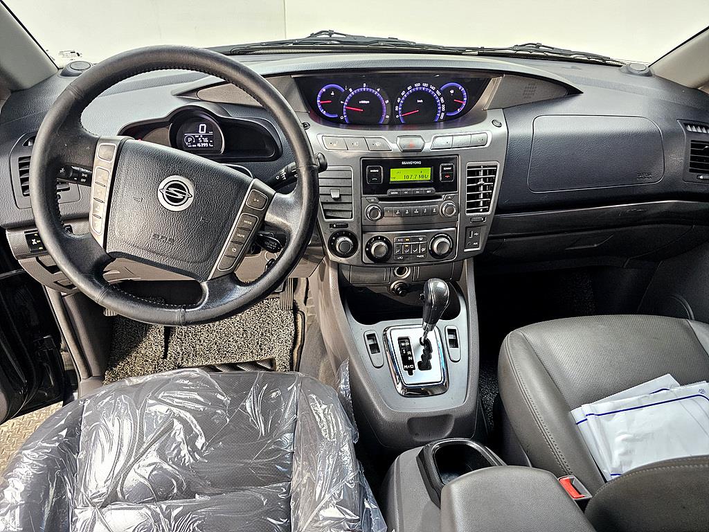 Ssangyong Korando - Vista 5