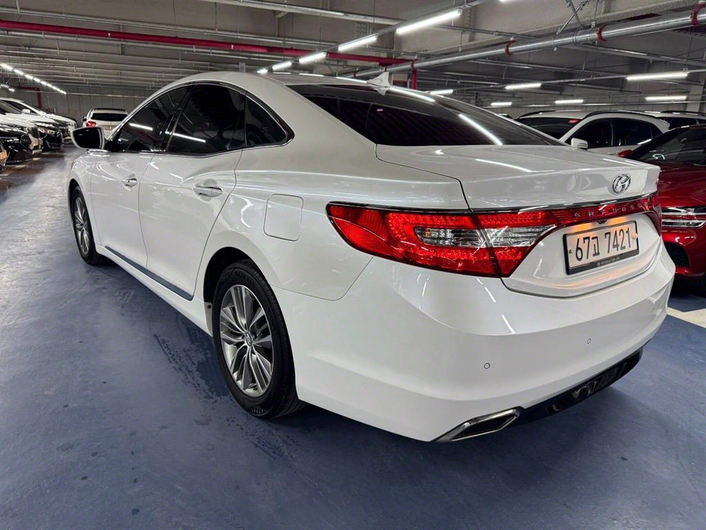 HYUNDAI Grandeur 2015 Blanco - Importación desde Corea - HF Imports Iquique - Foto 20