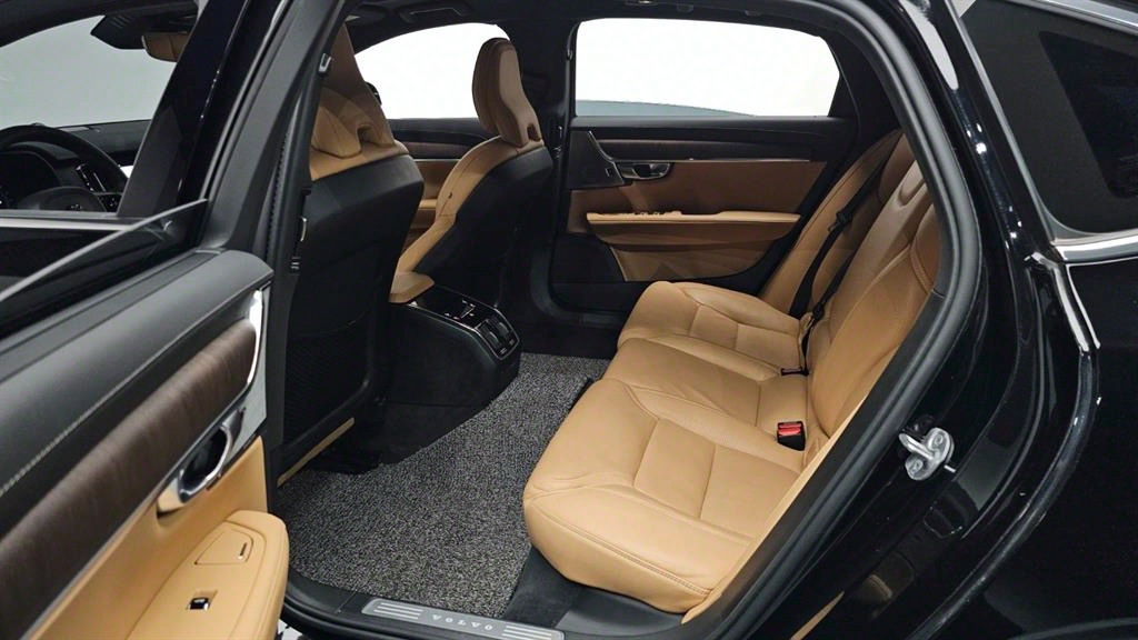 Volvo S90 - Vista 12