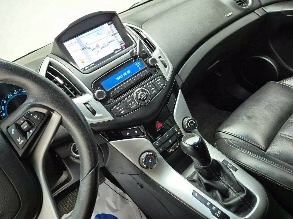 Chevrolet Cruise - Vista 10