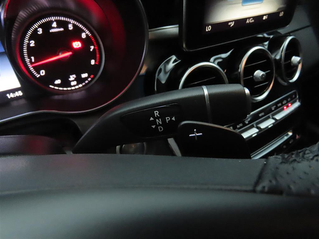 Mercedes Benz C Class - Vista 11