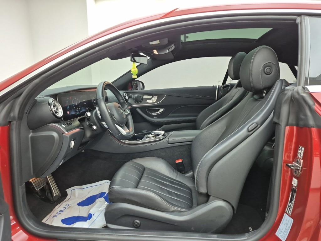 Mercedes Benz E class - Vista 11