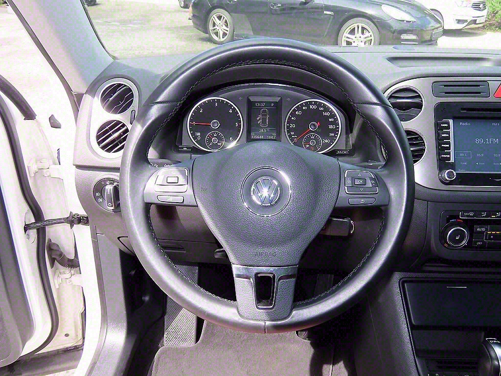 Volkswagen Tiguan - Vista 8