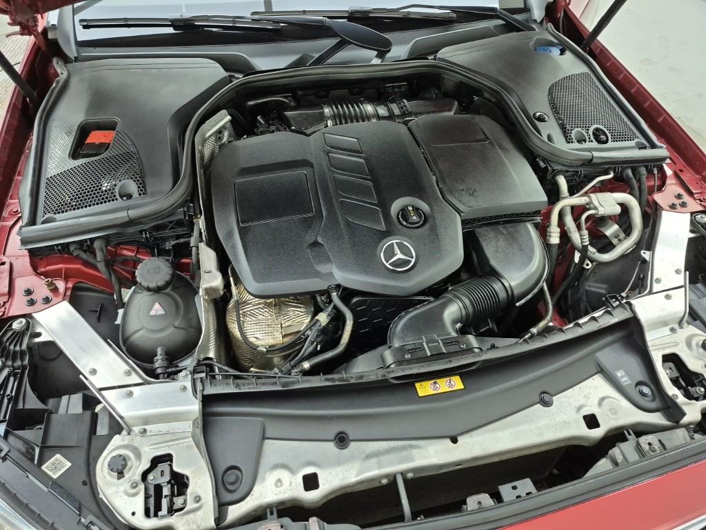 Mercedes Benz E class - Vista 6