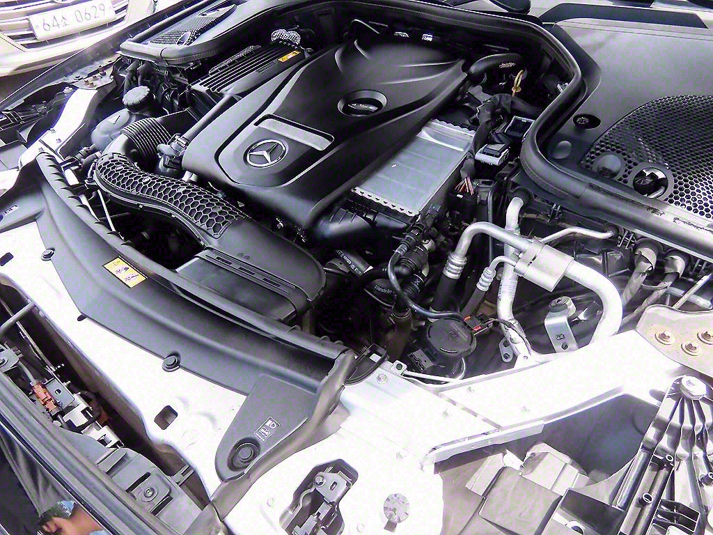 Mercedes Benz E class 2020 Negro - Importación desde Corea - HF Imports Iquique - Foto 19