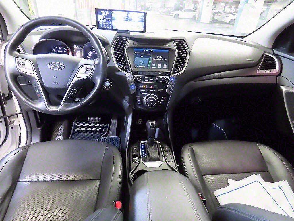 HYUNDAI Santa Fe - Vista 10