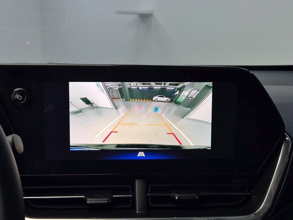 Chevrolet Trax 2025 Negro - Importación desde Corea - HF Imports Iquique - Foto 14