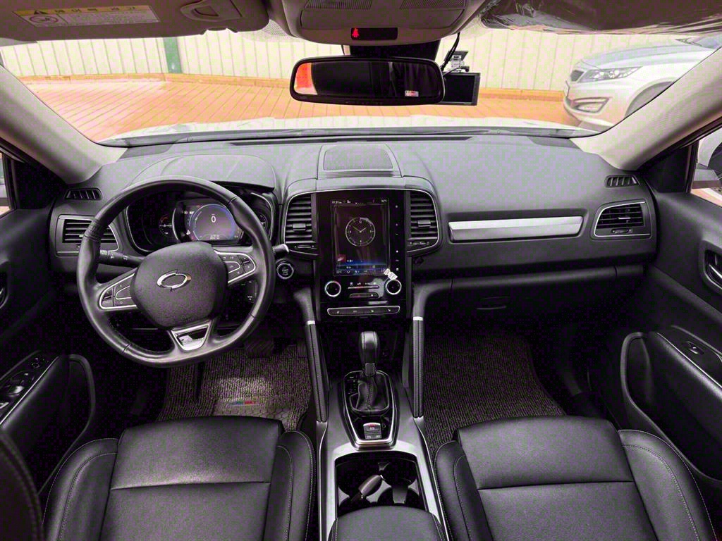 SAMSUNG QM6 - Vista 5