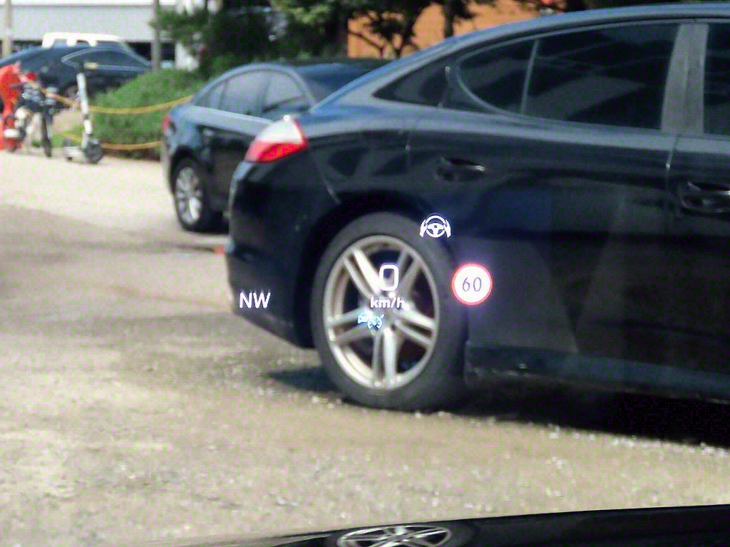 Mercedes Benz E class - Vista 10