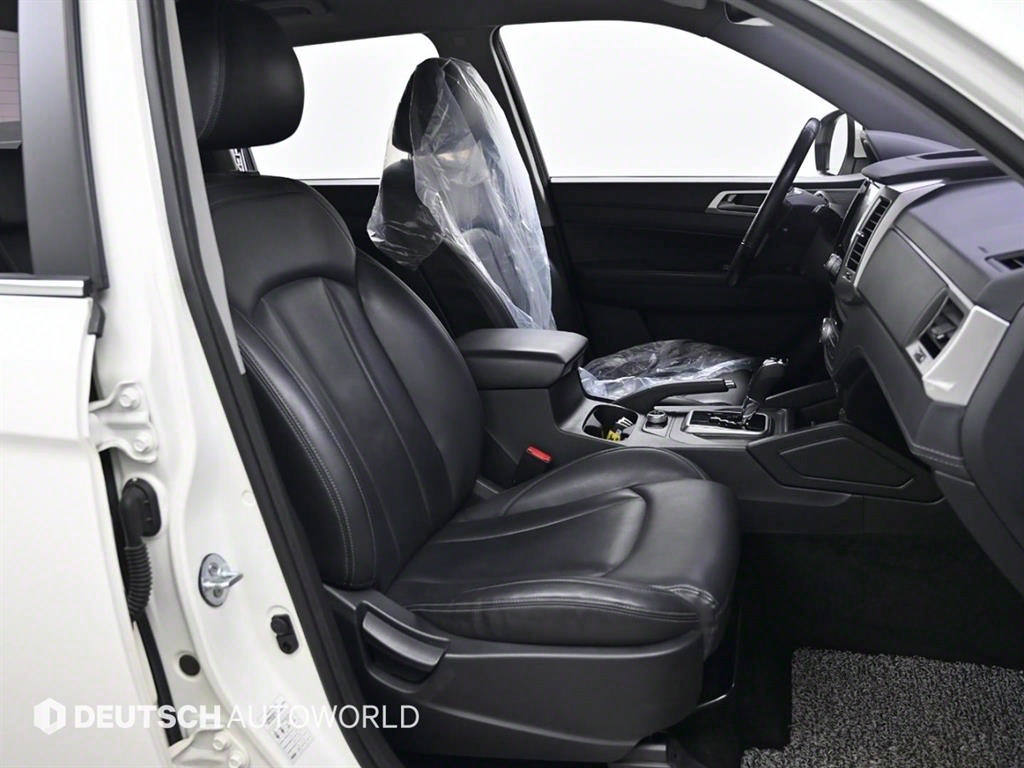 Ssangyong Rexton - Vista 10