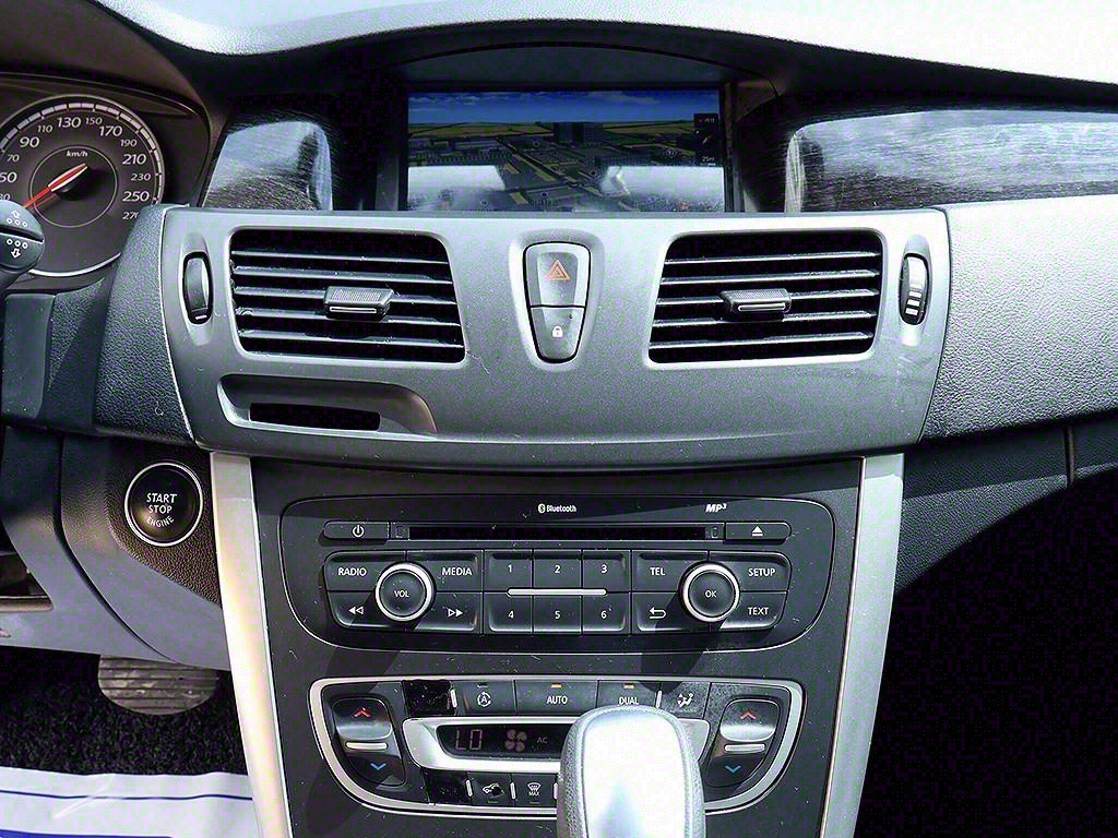 SAMSUNG SM5 2014 Gris - Importación desde Corea - HF Imports Iquique - Foto 9