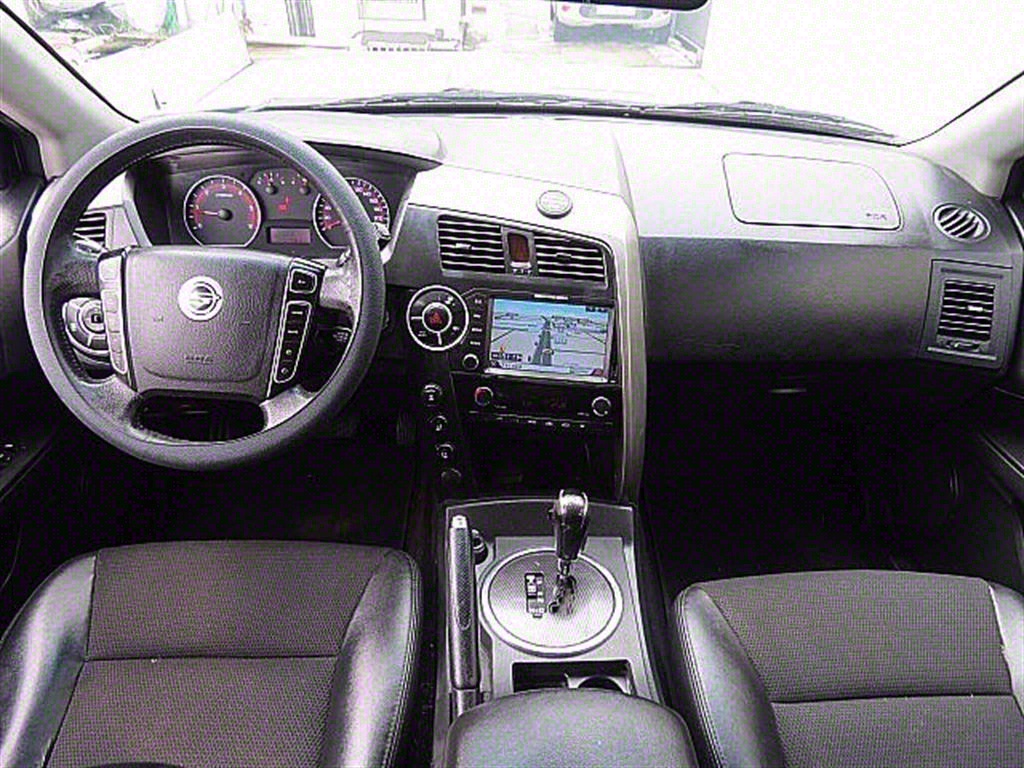Ssangyong Korando - Vista 9
