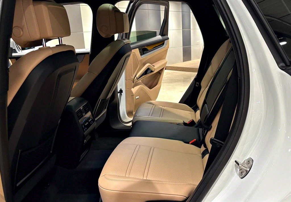 Porsche Cayenne - Vista 10