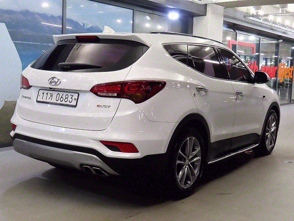 HYUNDAI Santa Fe - Vista 4