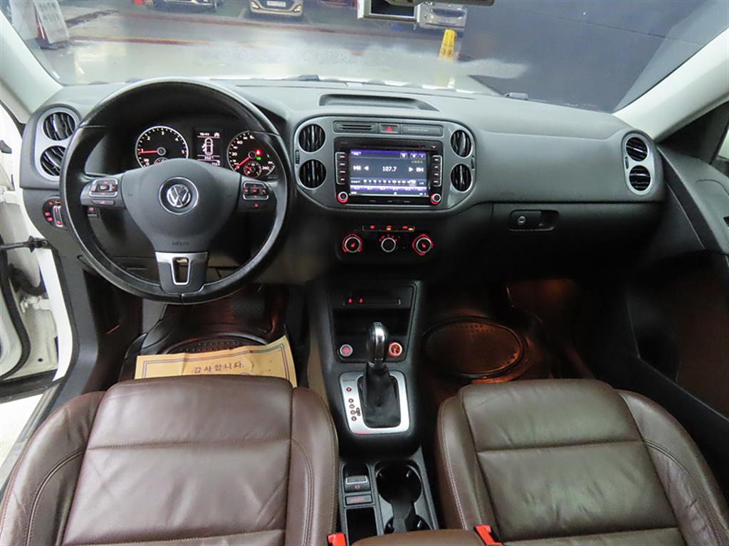 Volkswagen Tiguan - Vista 7