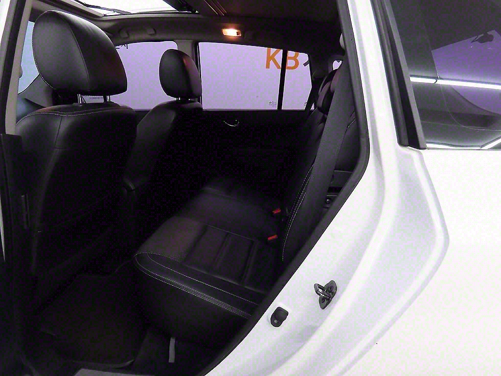 SAMSUNG QM5 - Vista 6