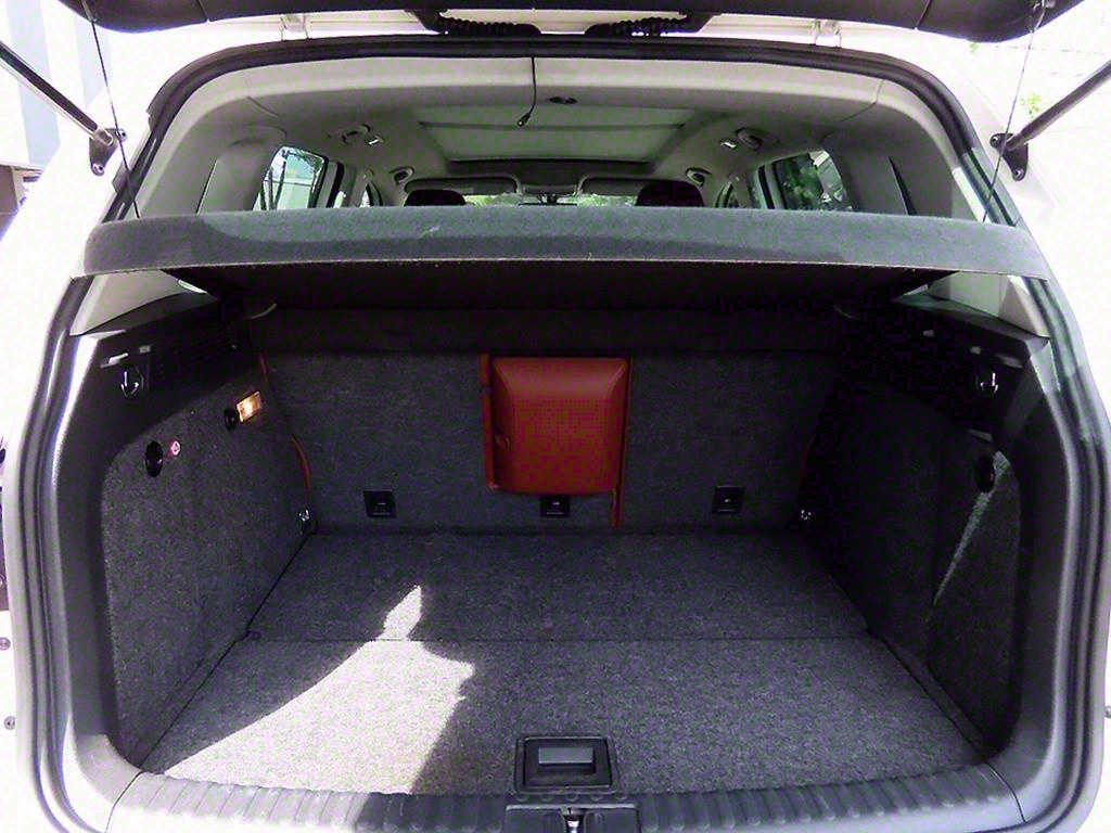 Volkswagen Tiguan 2011 Blanco - Importación desde Corea - HF Imports Iquique - Foto 18