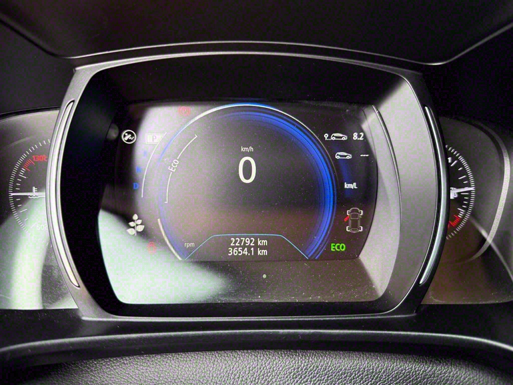 SAMSUNG QM6 - Vista 6