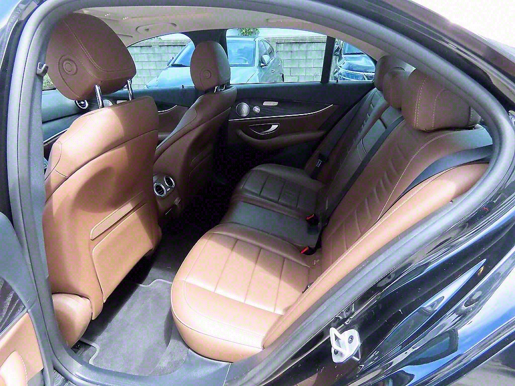 Mercedes Benz E class - Vista 6