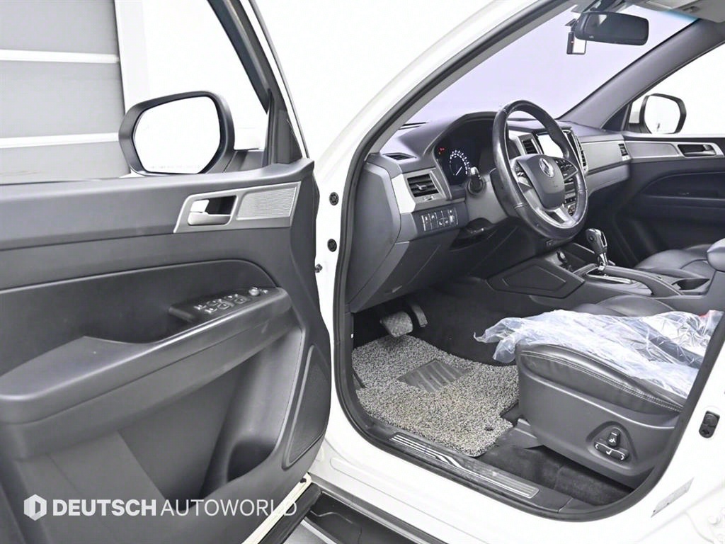 Ssangyong Rexton - Vista 11