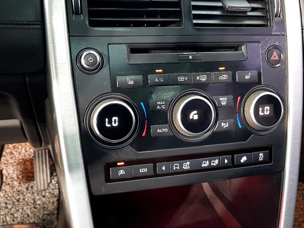 Land Rover Discovery Sports - Vista 11