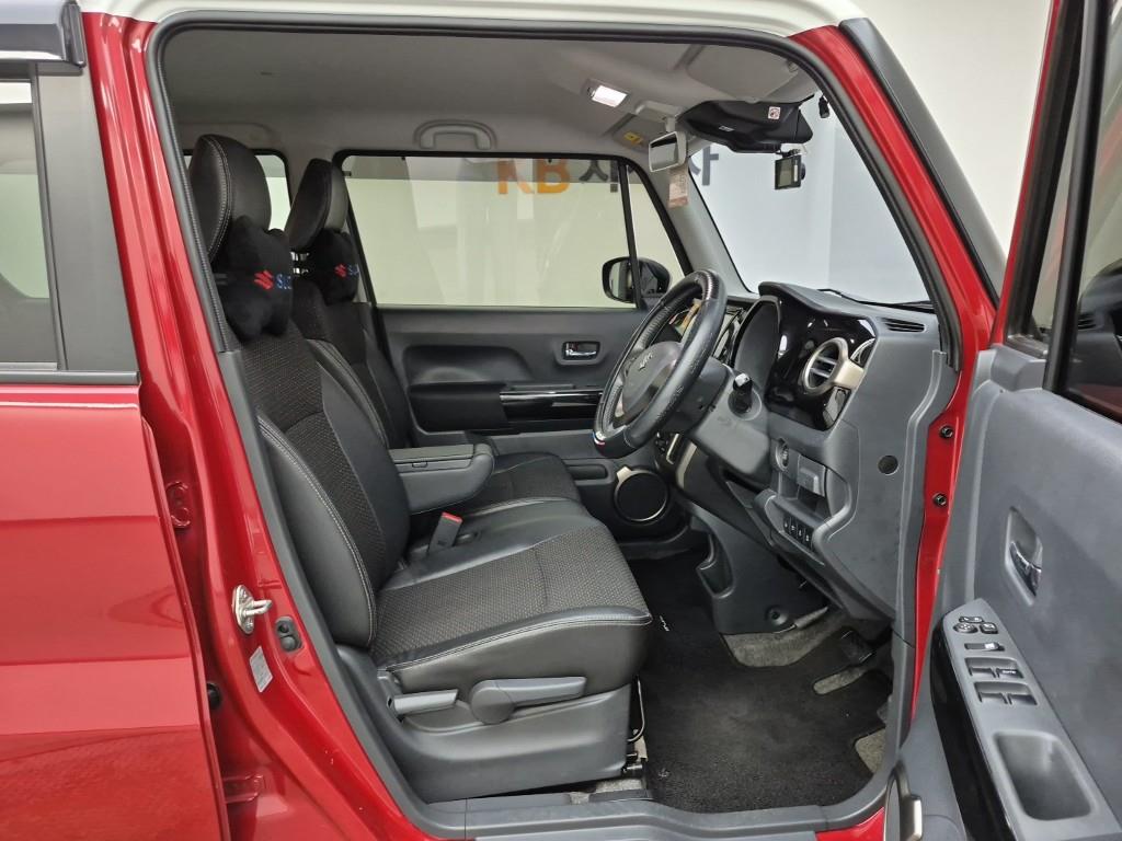 Suzuki Hustler - Vista 11